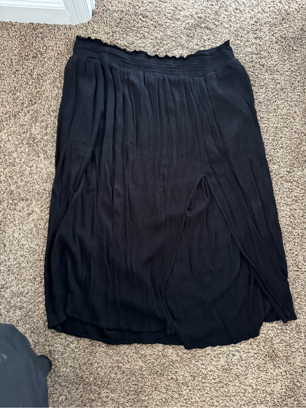 Lucy & Yak Black Maxi Skirt with Pleated Texture